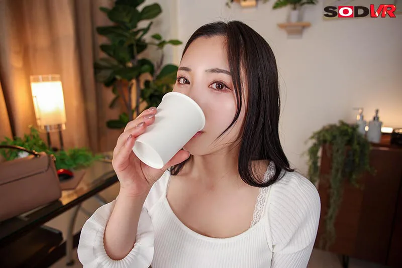 【VR】【8K】悪徳マッサージ師によって産後処女を奪われ、媚薬によってアクメ絶頂を繰り返す美人妻 北野未奈 サンプル画像8