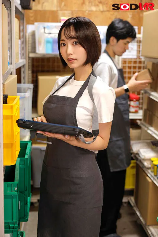 【VR】【8K】仕分け作業中にムラついたら、即ヌイてくれる倉庫パートの若妻Nさん。 サンプル画像2