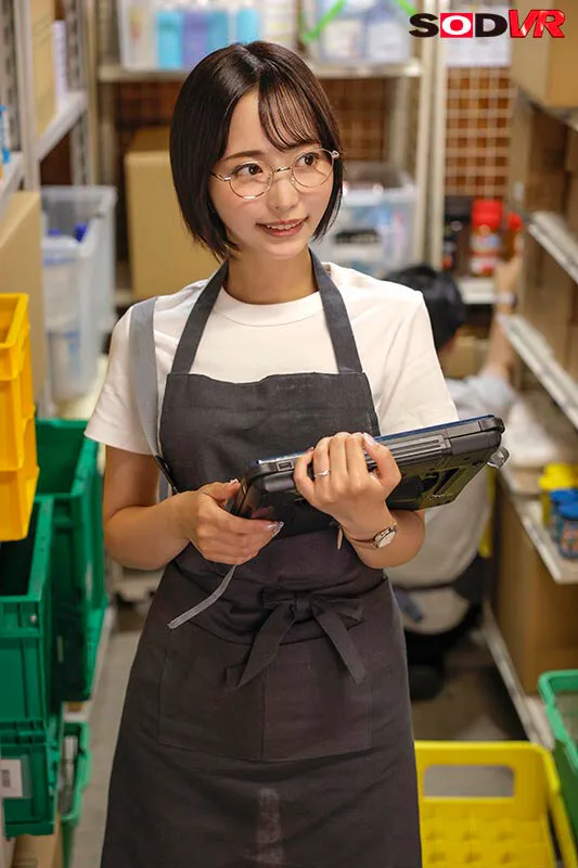 【VR】【8K】仕分け作業中にムラついたら、即ヌイてくれる倉庫パートの若妻Nさん。 サンプル画像3