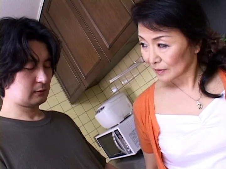 お母さんに叱られて 松岡貴美子 サンプル画像3