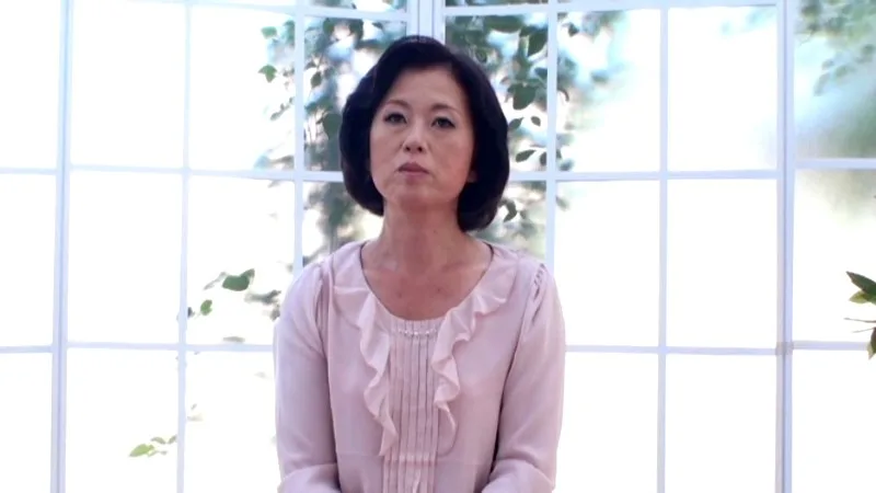 熟年AVデビュードキュメント 80年代アイドルのような出で立ちの麗しオバサマ 木村智代 サンプル画像1