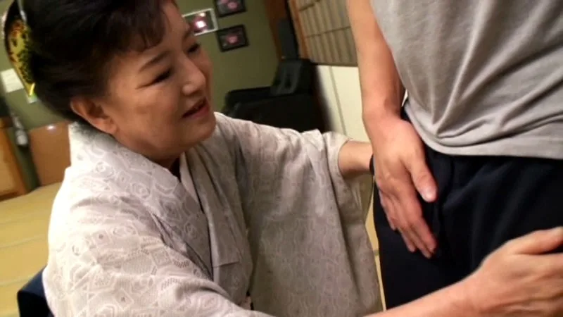 相撲部屋の女将さん 弟子の「可愛いがり」は女将さんの体です！ 小泉多恵子 サンプル画像14