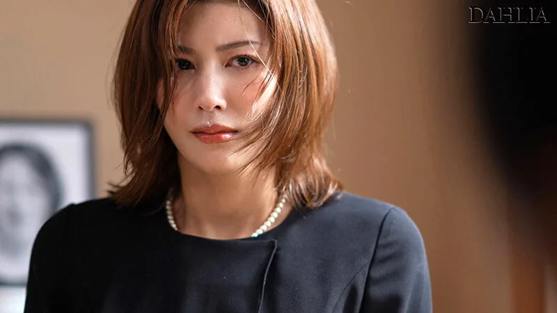 謝罪NTR 夫の罪を償う為に肉体を捧げた身代わり人妻 美乃すずめ サンプル画像1