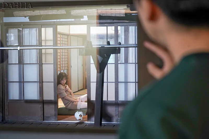 草むしりしているお隣の美人ママさんとじっとり汗だくセックスしまくった思い出の夏の日…。 糸矢めい サンプル画像6