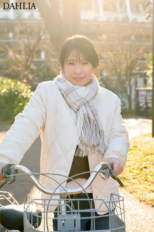 今日は私の休妻日ー。「40代のこんなおばさんでもAVに出演できますか―。」本物人妻 石田紗季 46歳AV Debut サンプル画像10