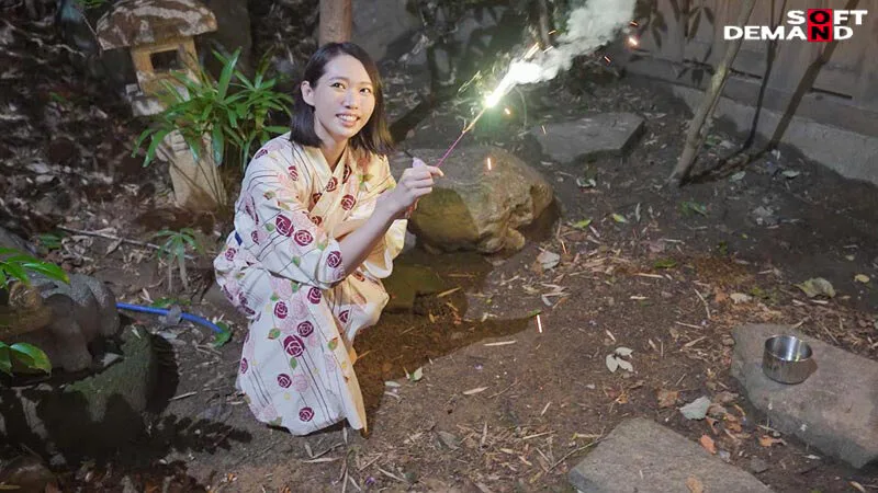 旦那には絶対ナイショの性癖。古都・京都からきたはんなりドM奥さん 三池小春 34歳 第4章 初めての放尿、露出プレイ ドマゾ人妻の新たな性が開花する 非日常な変態行為に過去最高にイキ果てる 一泊二日巣ごもり絶頂温泉旅行 サンプル画像8