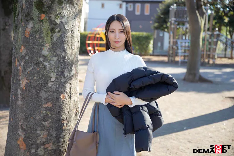 45歳 今が一番キレイな私だって事 主人(あの人)に伝えたいんです 馬場紗奈 素人人妻がAV初出演 サンプル画像4