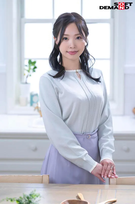 都内保険会社で働くFカップ若妻ファイナンシャルプランナー 三上咲 32歳 素人人妻がAV初出演 サンプル画像2