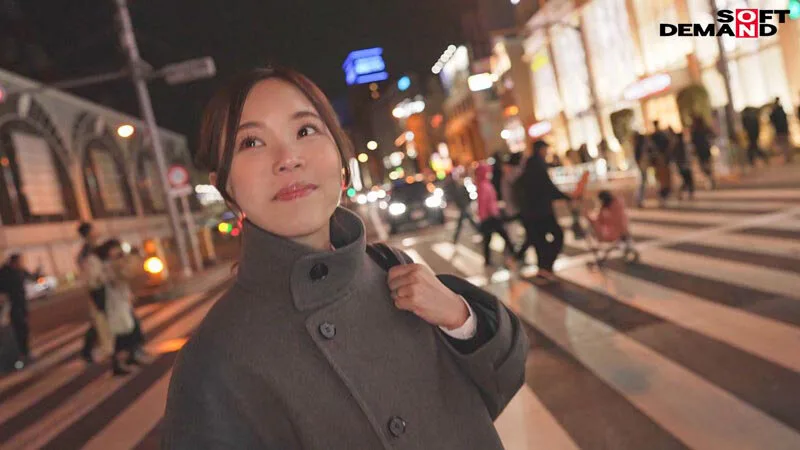 都内保険会社で働くFカップ若妻ファイナンシャルプランナー 三上咲 32歳 素人人妻がAV初出演 サンプル画像10