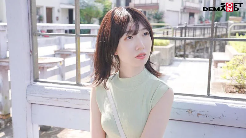 旦那のこどもは欲しいけど 女としても求められたい 私はダメな奥さんですか? 東京都国分寺市在住 こぼれ落ちそうなFカップ美乳を持て余す妊活妻 朝日奈 肖 30歳 AV DEBUT 朝日奈肖 サンプル画像10