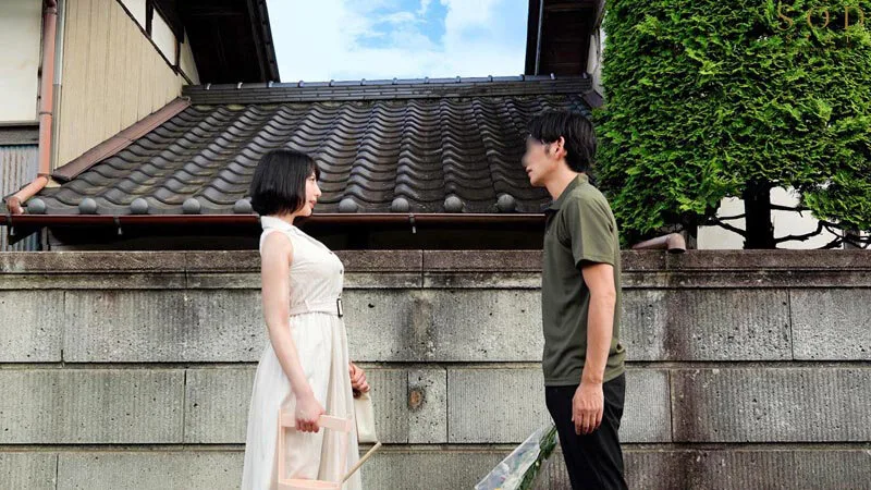 夫の命日NTR 亡き夫との思い出が詰まった家で故人とのエピソードを語らいながらハメたおせ! 夏目響 サンプル画像3
