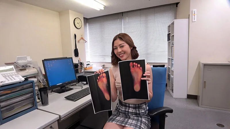 美熟女の足裏をふやけるまで舐めたい! 卯水咲流 サンプル画像9