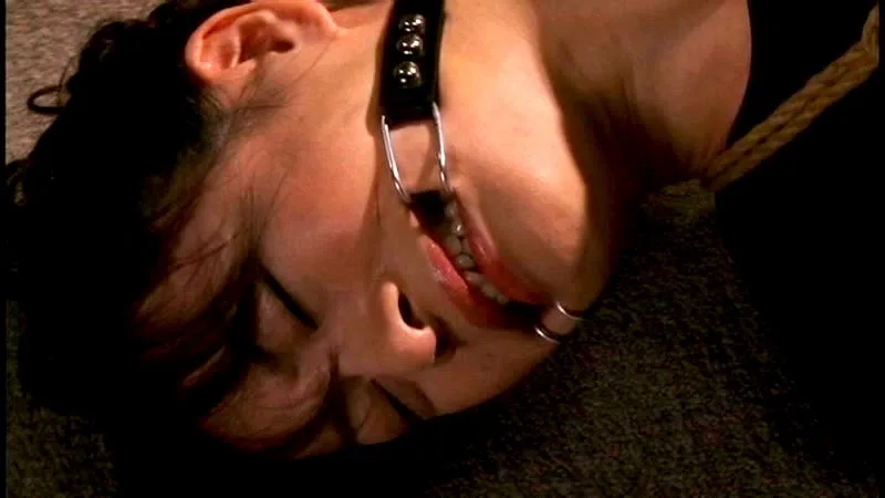 債鬼の生贄 黒衣の牝犬未亡人 瀬名小百合 サンプル画像15