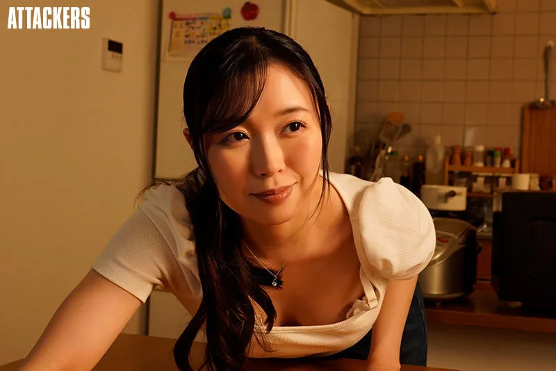 友達のお母さんの無自覚浮きブラ乳首誘惑 流川はる香 サンプル画像5