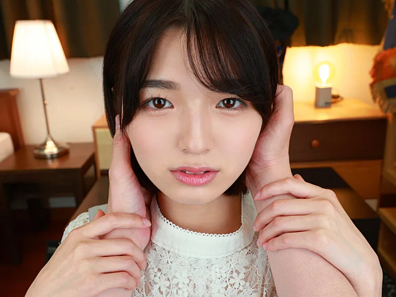 【VR】元カノとはキス禁止ハメOKなセフレ関係なのだがハメてる最中にたまらずベロキスしたら向こうもまだ好きだったみたいで激しく求め合う接吻しまくりセックスで仲直りした 倉本すみれ サンプル画像2