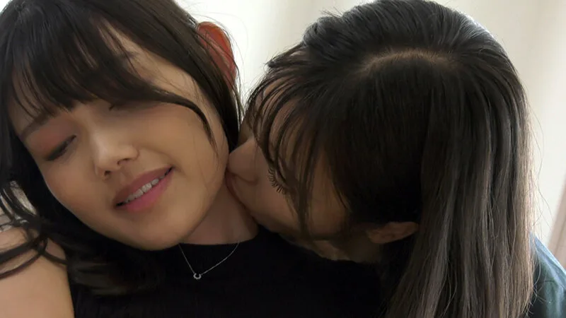 人妻百合族 ~再会レズセックス、懐かしさの手前でこみ上げる愛欲~ サンプル画像5