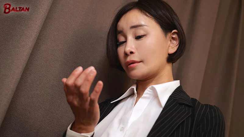 寝取られ突き放され消えた二人の愛は、再び黄色のスイセンのように美しく咲く 明里ともか サンプル画像11
