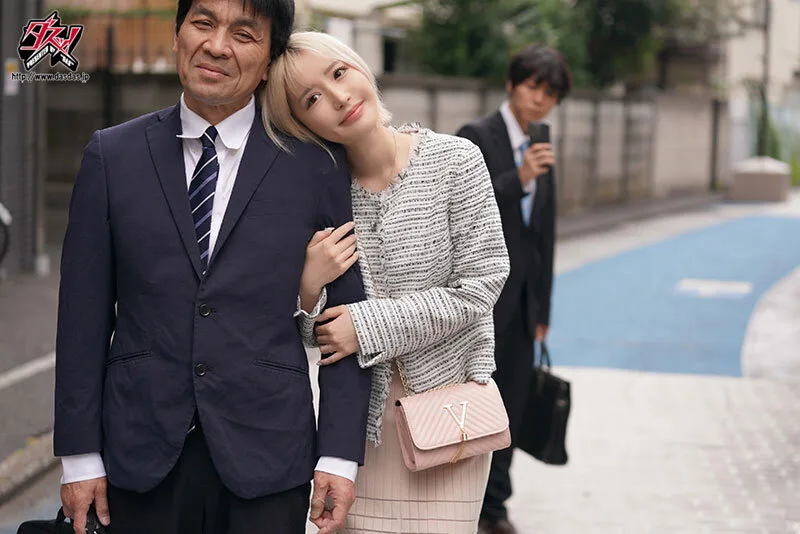 パパ活するスレンダー巨乳女を制裁するはずが…なぜかオレ専用肉オナホに調教していた。 百永さりな サンプル画像1