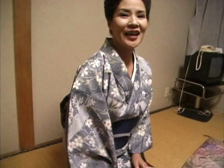 日本性豪熟女 河口湖で女将をしている五十路のおっ母さん 小島みどり58歳 サンプル画像1