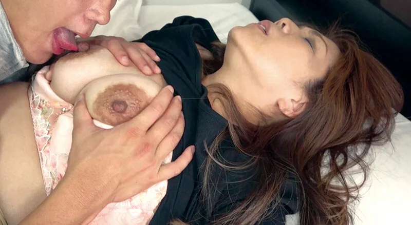 肝っ玉母ちゃんはまだまだヤりたい盛り! バスト100cmGカップのくそエロい爆乳妻は子宮が疼き続け男根欲しくてSEXおかわりしに戻って来た!の巻 御子柴美花 サンプル画像3