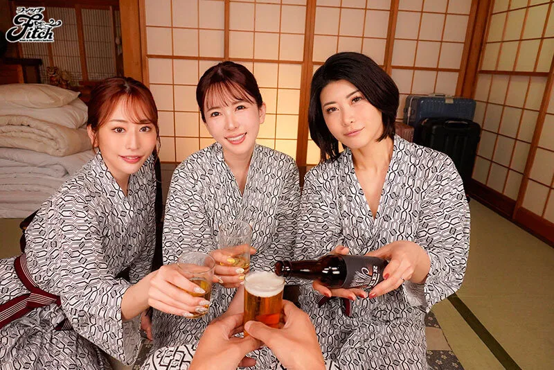 【VR】【Fitch高画質8K肉感VR】 めちゃ欲求不満のほろ酔い巨乳妻3人と民宿で相部屋! 波多野結衣 菊乃らん 推川ゆうり サンプル画像3