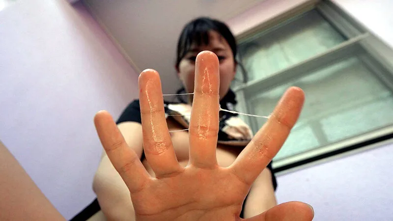 「私を目で壊してっ!」本能がバグる自撮り淫乱妻オナニー 五芭 サンプル画像10
