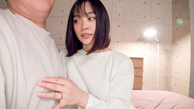 SNSで知り合った童貞くんを経験豊富な美人奥様が誘惑筆下ろし 花音うらら サンプル画像2