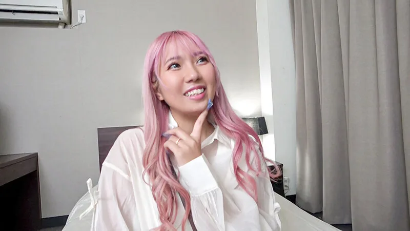 SNSでナンパした美人人妻が、旦那以外の身体に興奮してドエロい本性さらけ出しちゃいました! 和久井美兎 サンプル画像1