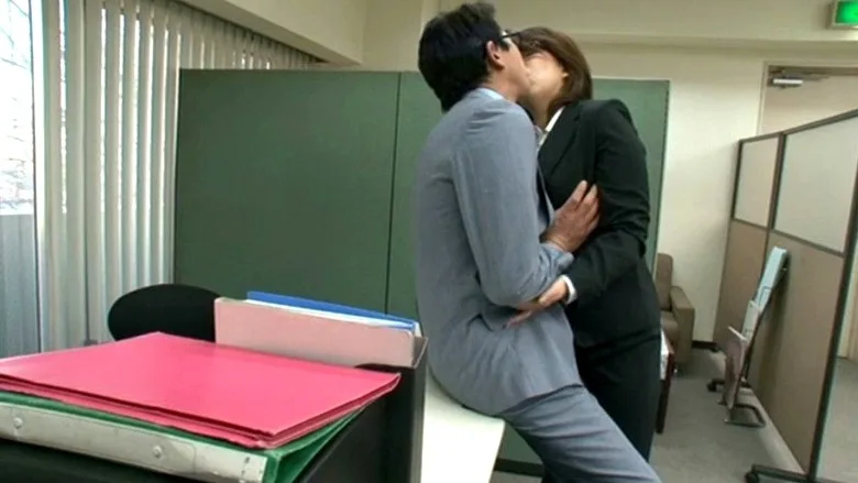 近親相姦 豊満女教師 折原ゆかり サンプル画像3
