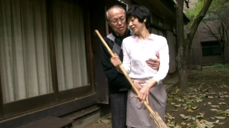 近親相姦 還暦夫婦と息子 加山忍 サンプル画像1