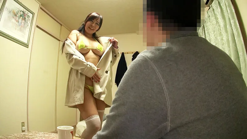 肉棒ハンター・ビキニ熟女 早漏クンでは満足できません サンプル画像1