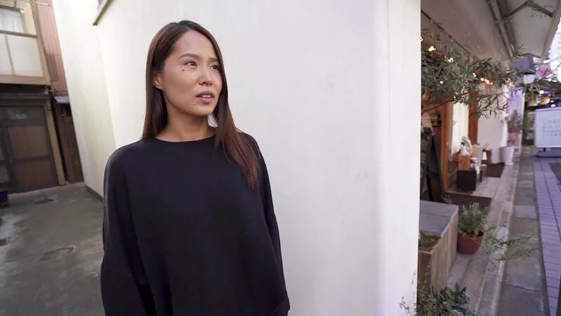 汚れた人妻 商店街で口説かれ騙されハメられた人妻 サンプル画像5