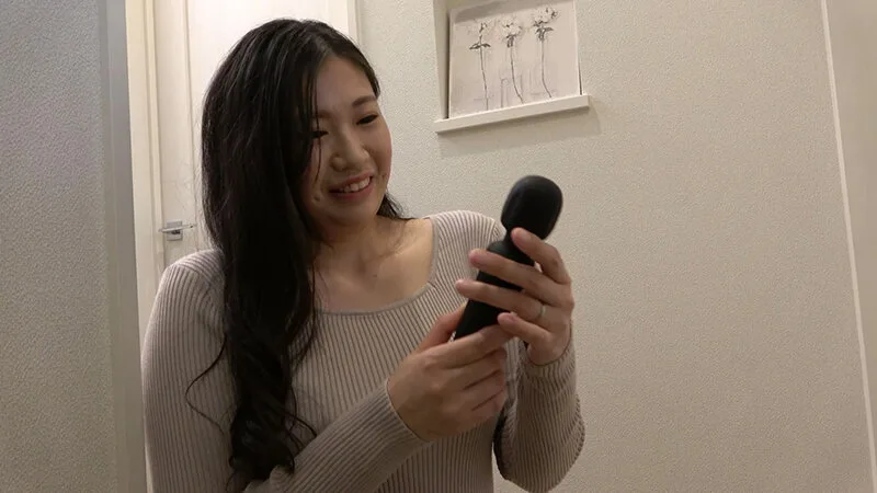 宅配便のデカチン男に我慢出来ないエロ妻 松本ゆり子 サンプル画像1