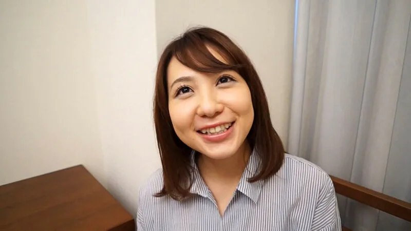 顔からは判別不能な肉食系人妻さん。旦那の浮気のリベンジで若い男とデートのはずが… サンプル画像1