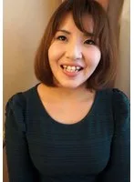 キュートな関西弁の恥ずかしがり屋の奥様降臨、不倫に憧れているが実際には怖くてできないという。セックスでGカップをいつも自慰の道具にしているという