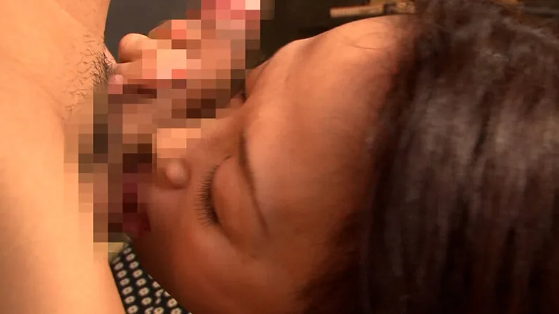 勘違いから大好きなお母さんに嫉妬してしまい…。理性と欲望の狭間で女の悦びを感じてしまい淫靡に乱れる熟女母との禁断のSEX! サンプル画像7