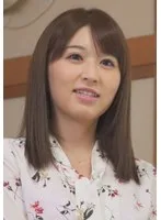 こたつの下で継母にイタズラ！ネイキを立てる親父を横目にいびつな関係の継母とムスコ！