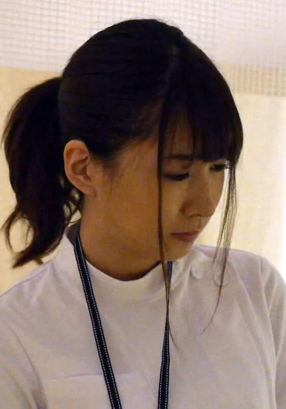 「自分ばっかり気持ち良くなってずるくないですか?」欲求不満ナースはお熱いモノが欲しい!