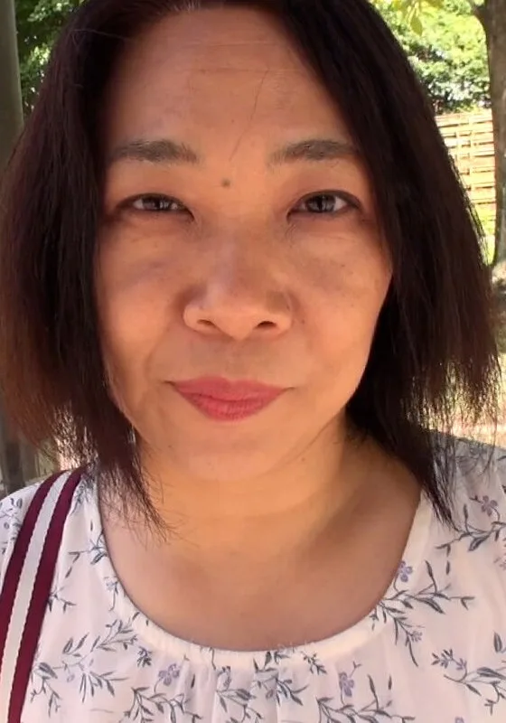 超絶感度で何度も絶頂を繰り返す逸材熟女!男優SEXで強烈な快感を知った今、撮影SEXに嵌り癖になるドスケベ熟女!