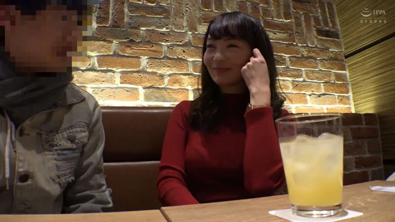 甘い喘ぎ声→絶叫 べろちゅー大好きヨダレ◎電マで∞絶頂 色白ムチ尻 ここな 若杉心南 サンプル画像1