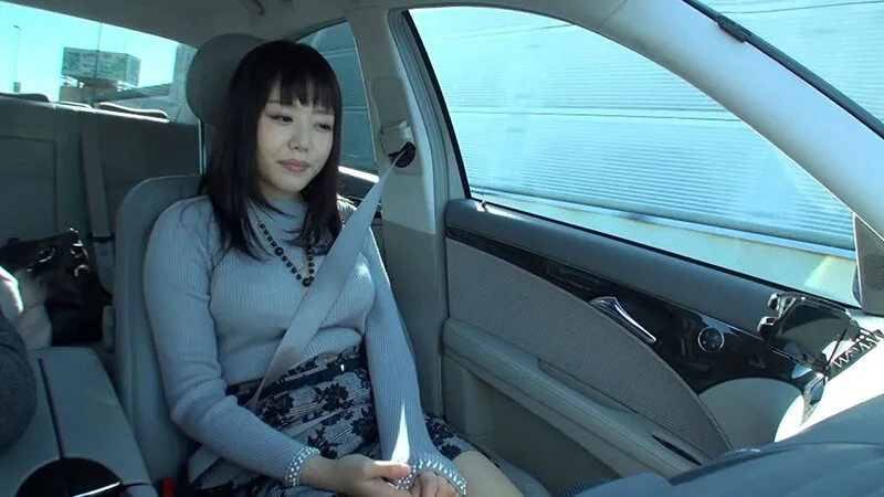 清楚ぶる可憐妻 剛毛マ○コで潮吹き絶叫 浜崎真緒 サンプル画像1