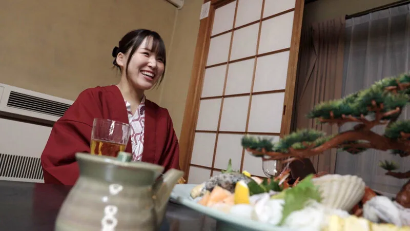 温泉で汗だく濃厚セックス 博多弁がバリ可愛いお湯も滴るいい女 美波汐里 サンプル画像14