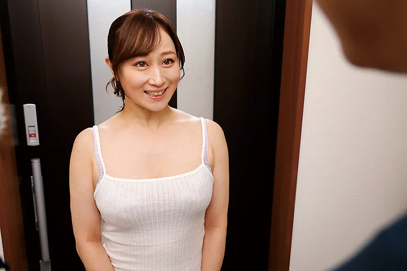 噂の引っ越し業者は巨乳でプリプリお尻のピタパンお姉さん 川上ゆう サンプル画像1
