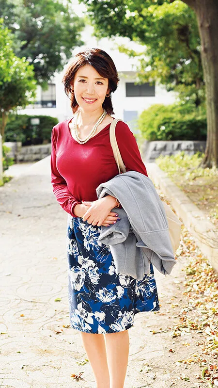 大人の為の逸品 美しき還暦熟女が魅せる 味わい深く濃厚なエロスシネマ 厳選映像六話収録240分2 サンプル画像17