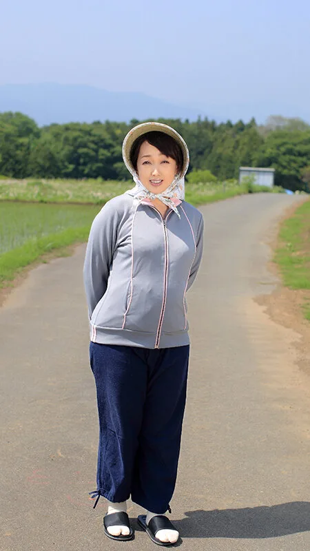 SEXするなら絶対 地方のおばさん!!12人240分8 サンプル画像4