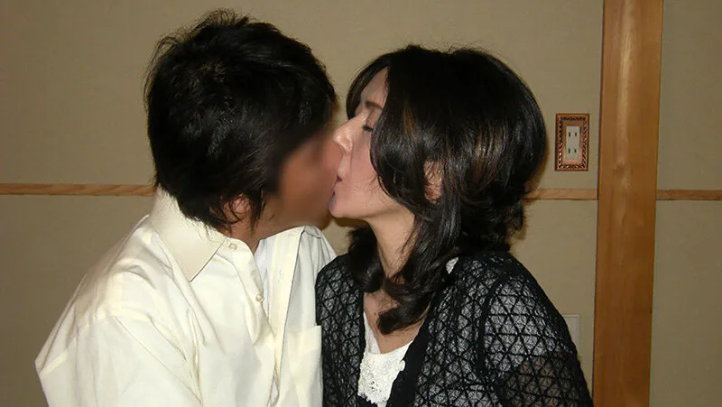 熟年夫婦の愛あふれる濃厚セックス 16組4時間 サンプル画像9