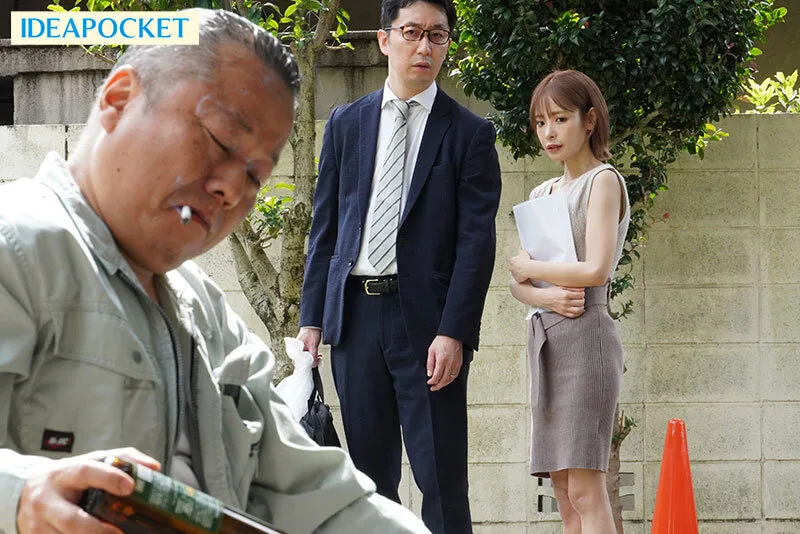 人妻自宅エステサロン 醜いゲス隣人の絶倫チ〇ポで何度もイカされてしまった美人エステティシャン 桃乃木かな サンプル画像1