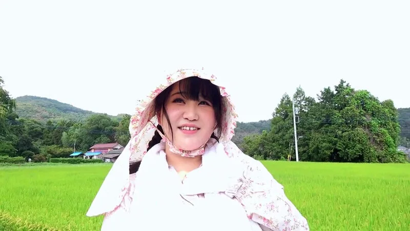 埼玉・長瀞 デカ乳の稲作農家妻 茜さな サンプル画像1
