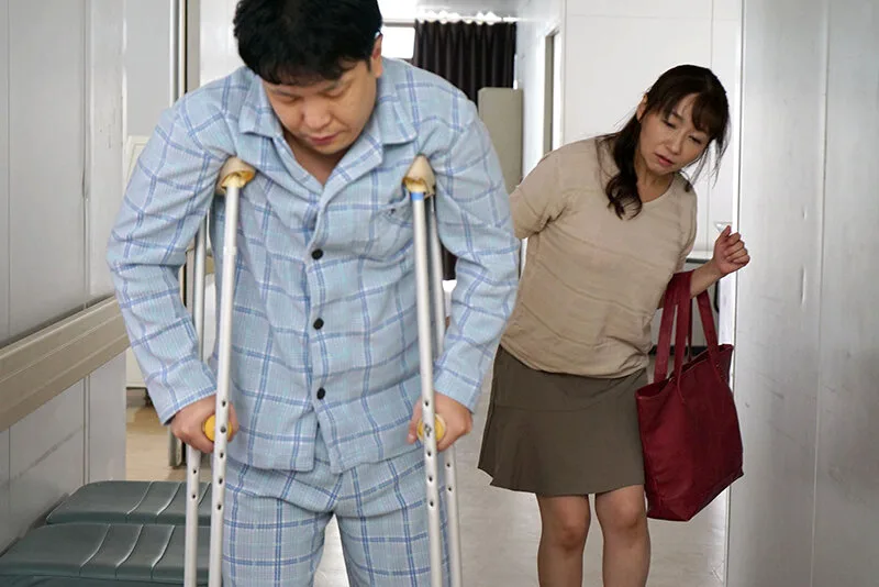 入院中で悶々としている僕のベッドにお見舞いに来てくれた兄貴の嫁さんと… よしい美希 サンプル画像7