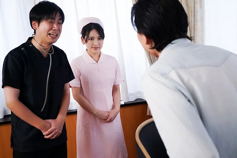 りはびりの妻 性処理出来ない患者に頼み込まれた看護師妻 紗々原ゆり サンプル画像15